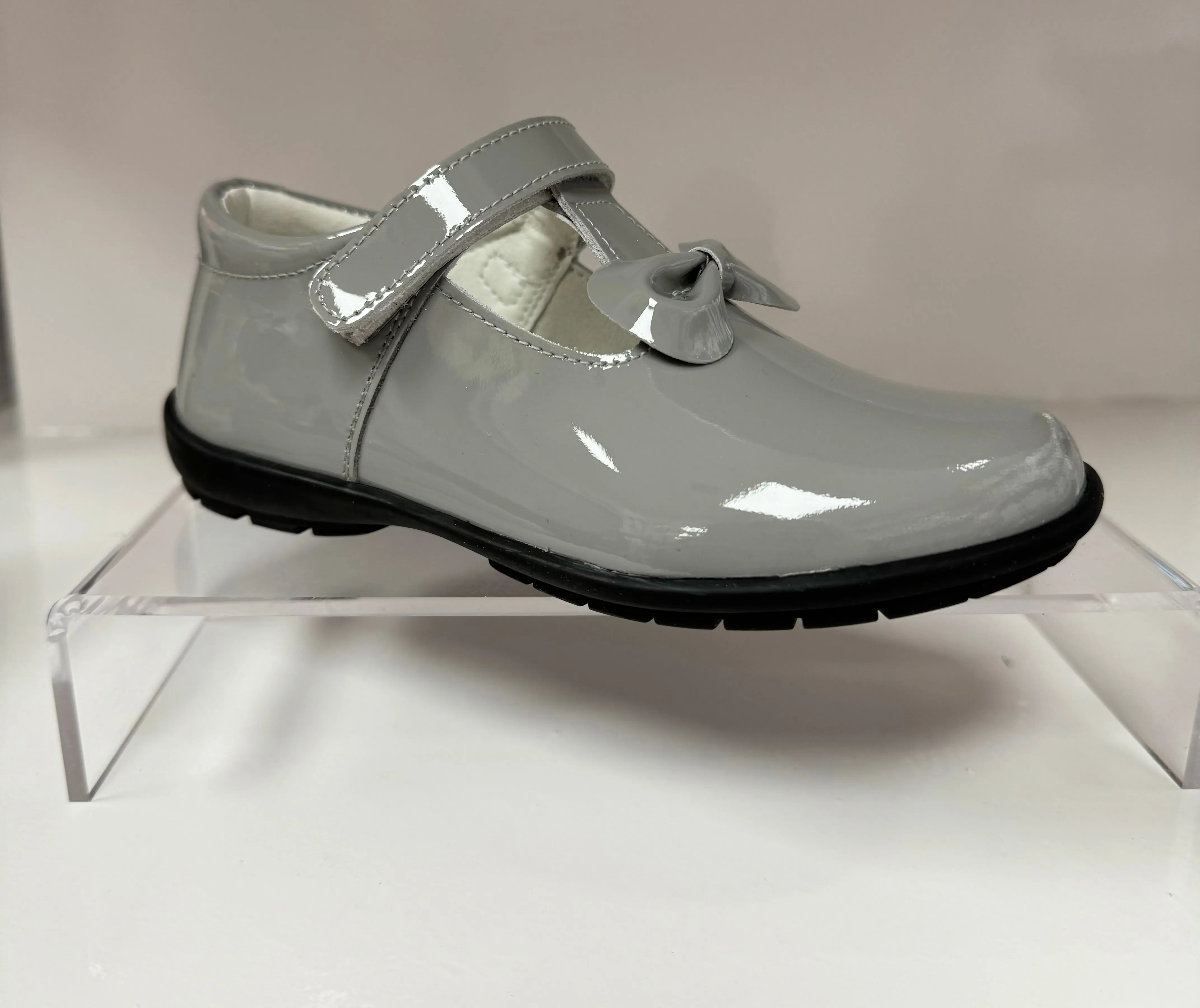 212593-10 Light Grey (ICE) Andanines Velcro Shoe