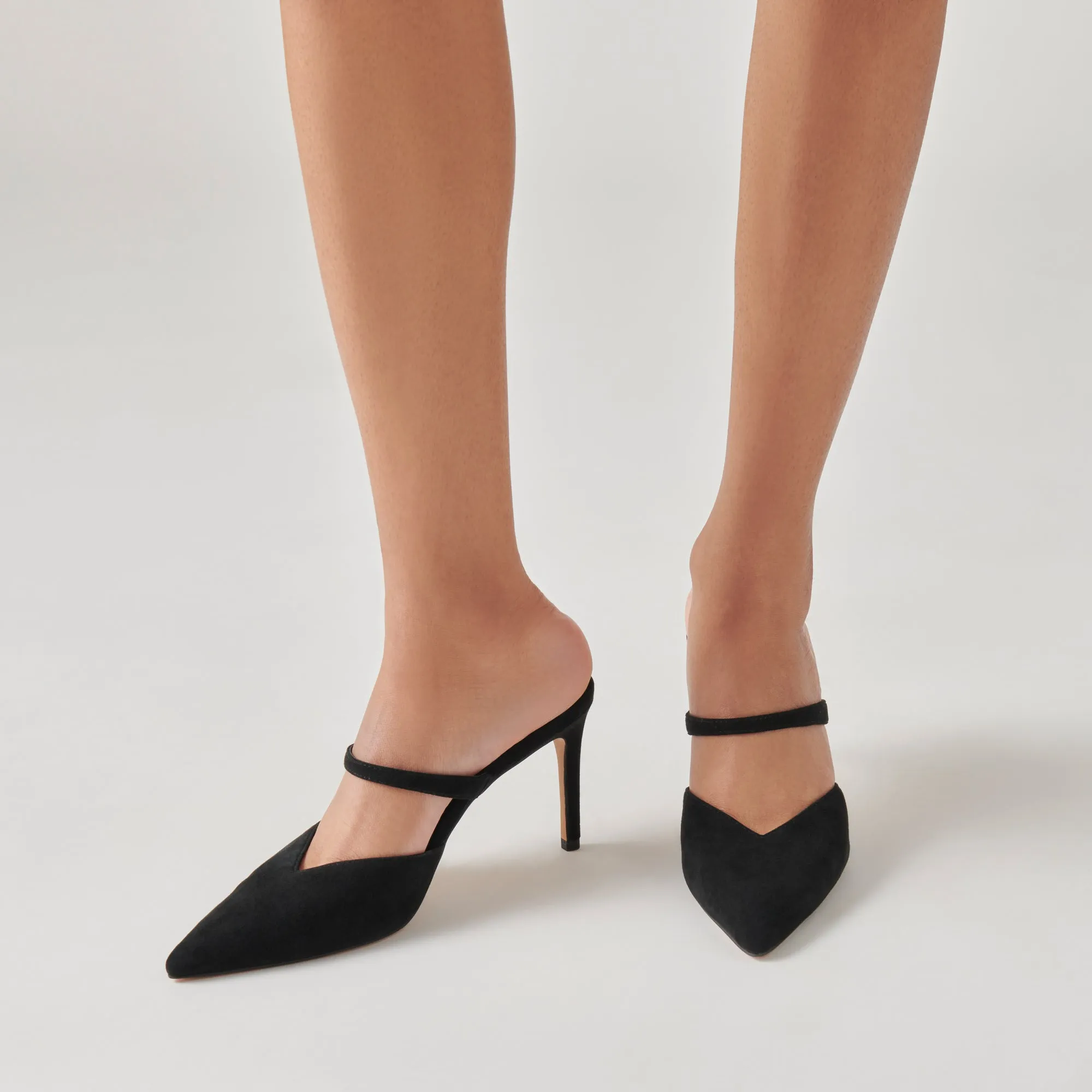 KANIKA HEELS ONYX SUEDE