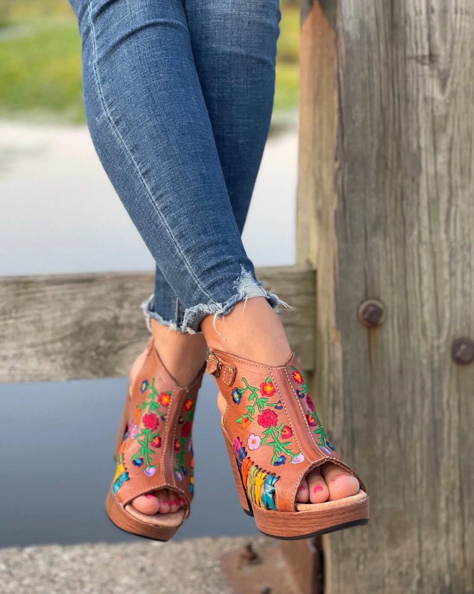 Kenia Embroidered Heels