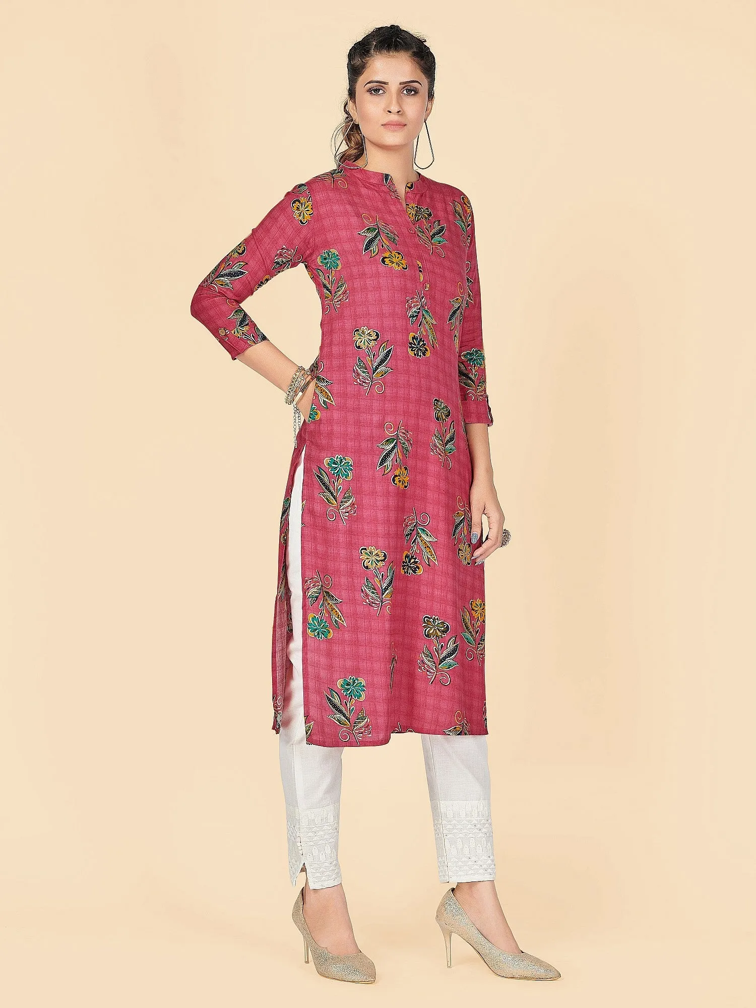 Women'S Foil Print Straight Rayon Pink Stitched Kurta