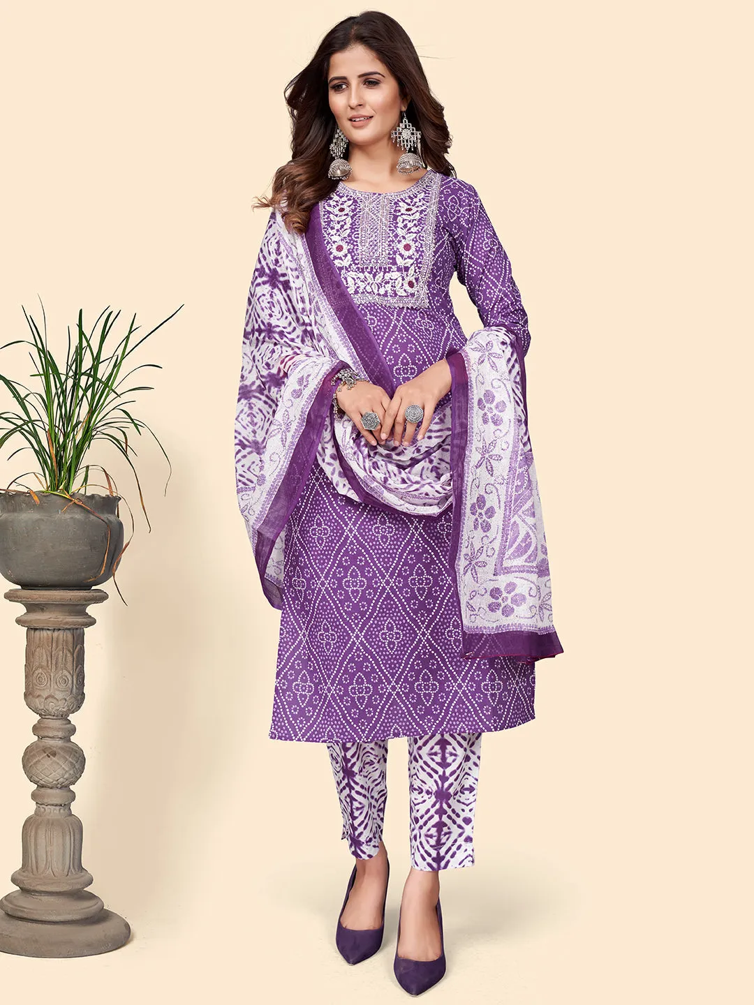 Women'S Print & Embroidered Straight Cotton Lavender Stitched Kurta Pant With Dupatta